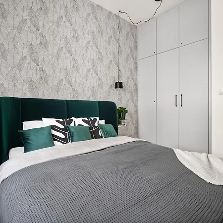 Apartment Enjoy Downtown Boutique #13 By Goodnite Cz
