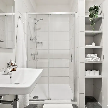 Apartment Enjoy Downtown Boutique #13 By Goodnite Cz
