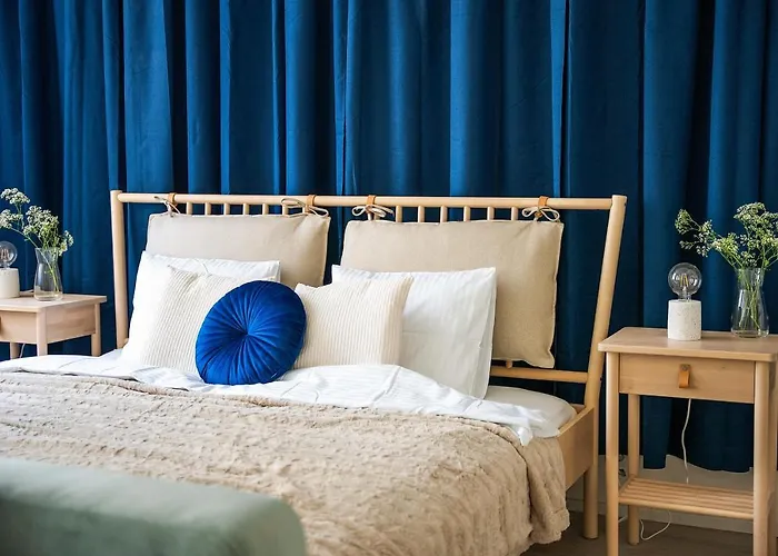 Enjoy Downtown Boutique #13 By Goodnite Cz *