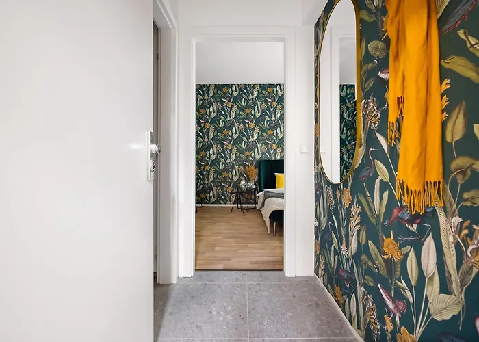 Enjoy Downtown Boutique #13 By Goodnite Cz * Brno